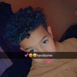 Meet your Posher, Ugbad